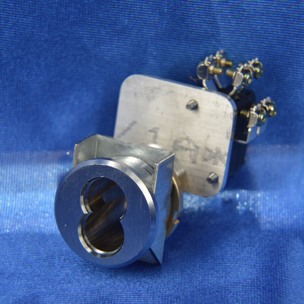 ICSS67J3 Key Switch